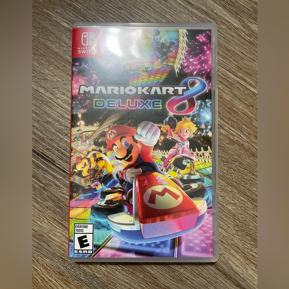 Nintendo Mario Kart 8 Deluxe - Pink and Blue